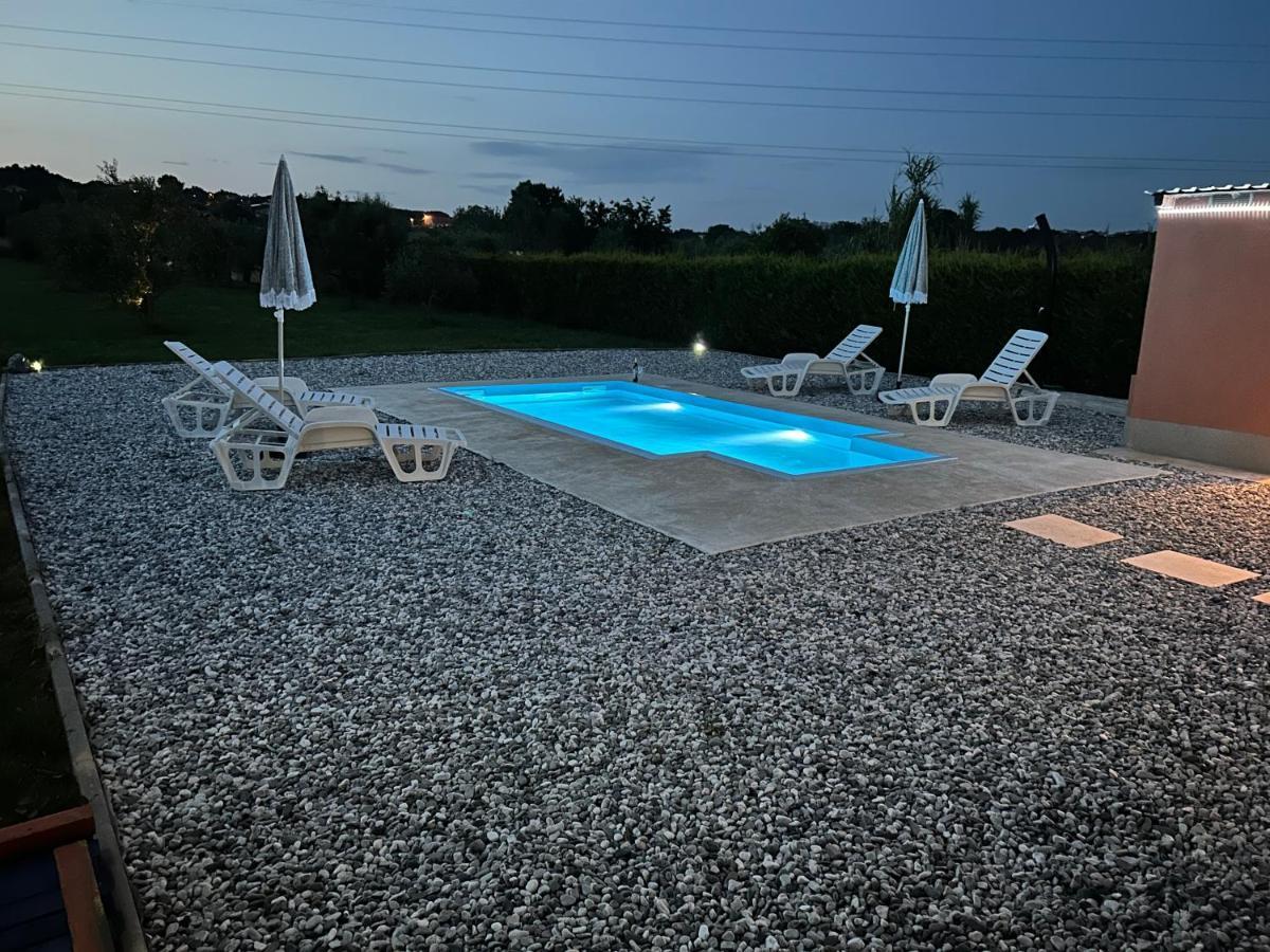Dora House With Wifi And Outdoor Swimming Pool Villa Pula Luaran gambar